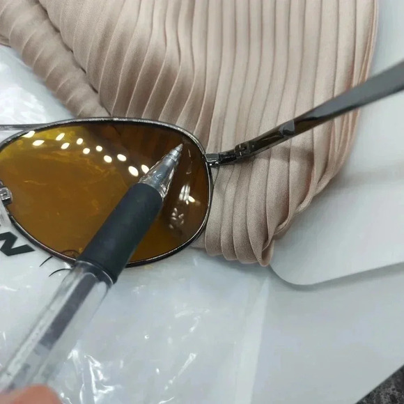 Eagle View Aviator Hinge Polarized  Lens Day/Night Vision Driving Sunglasses - Picture 5 of 10